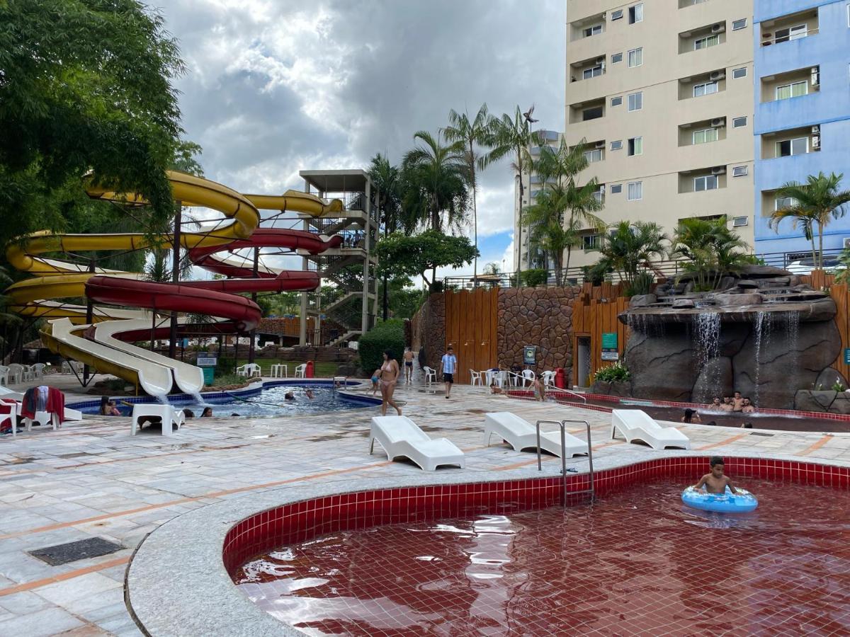 Até 4 Pessoas Em Golden Dolphin Grande Piscina 24h Apartamento