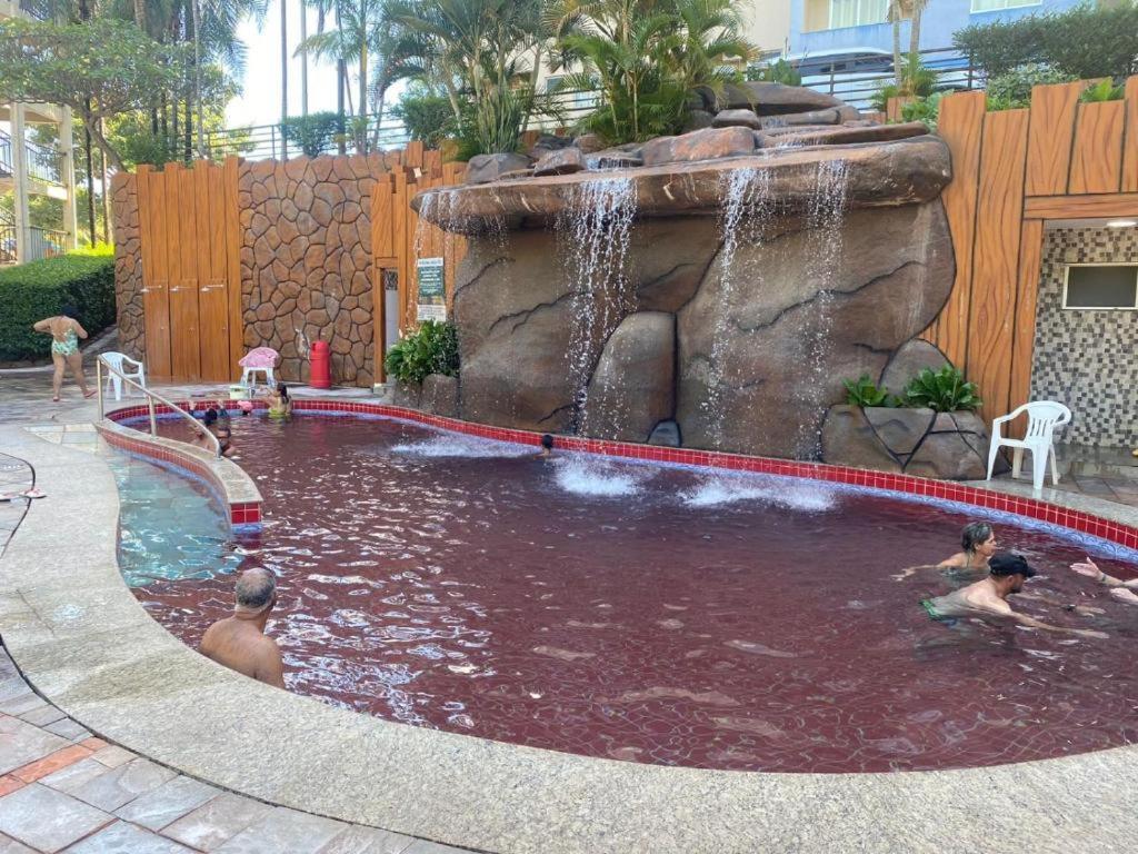 Até 4 Pessoas Em Golden Dolphin Grande Piscina 24h *